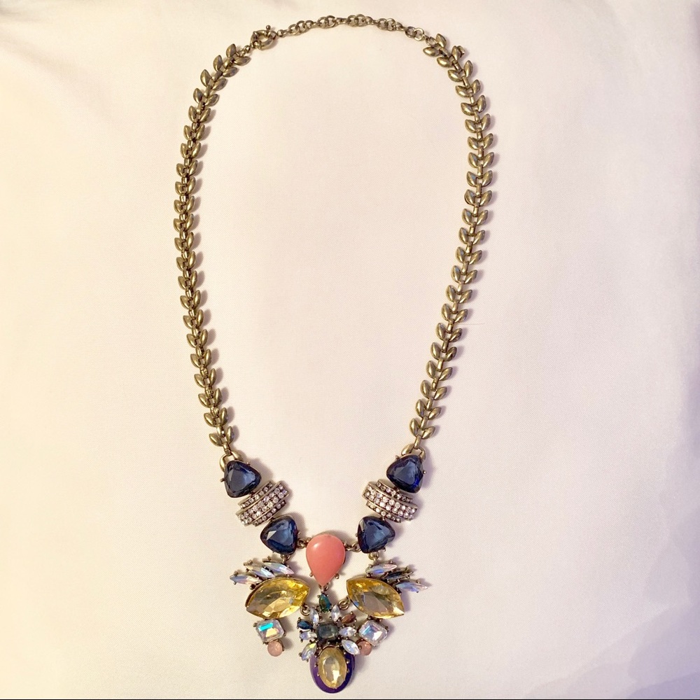 Statement necklace 💜